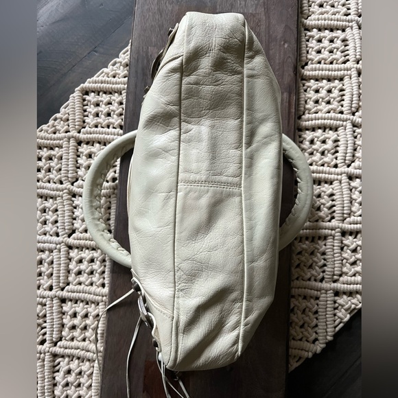 Authentic BALENCIAGA The First Hand Bag Ivory Leather 2005 Awesome - Picture 14 of 16